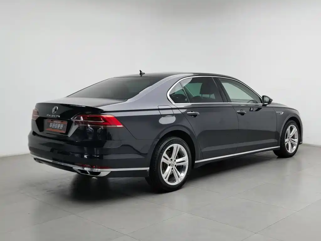 Volkswagen Phideon — фото 2