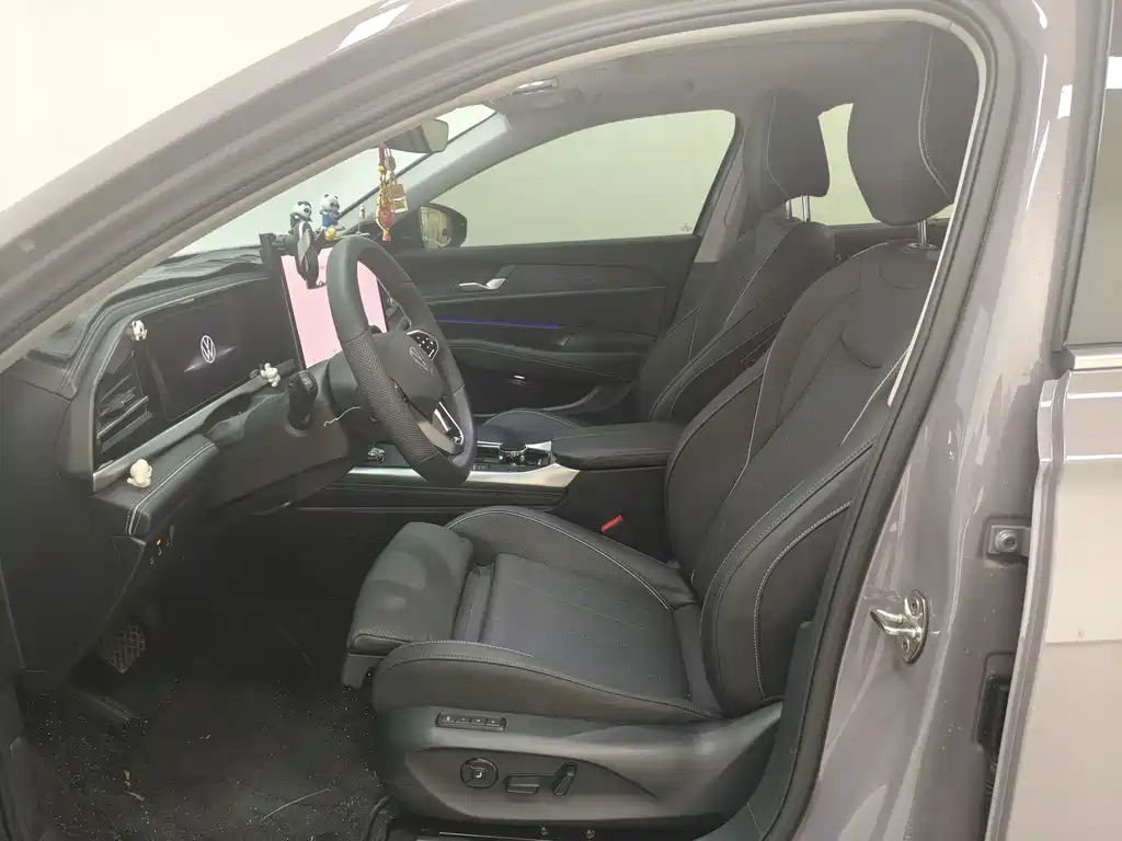 Volkswagen Passat — фото 7