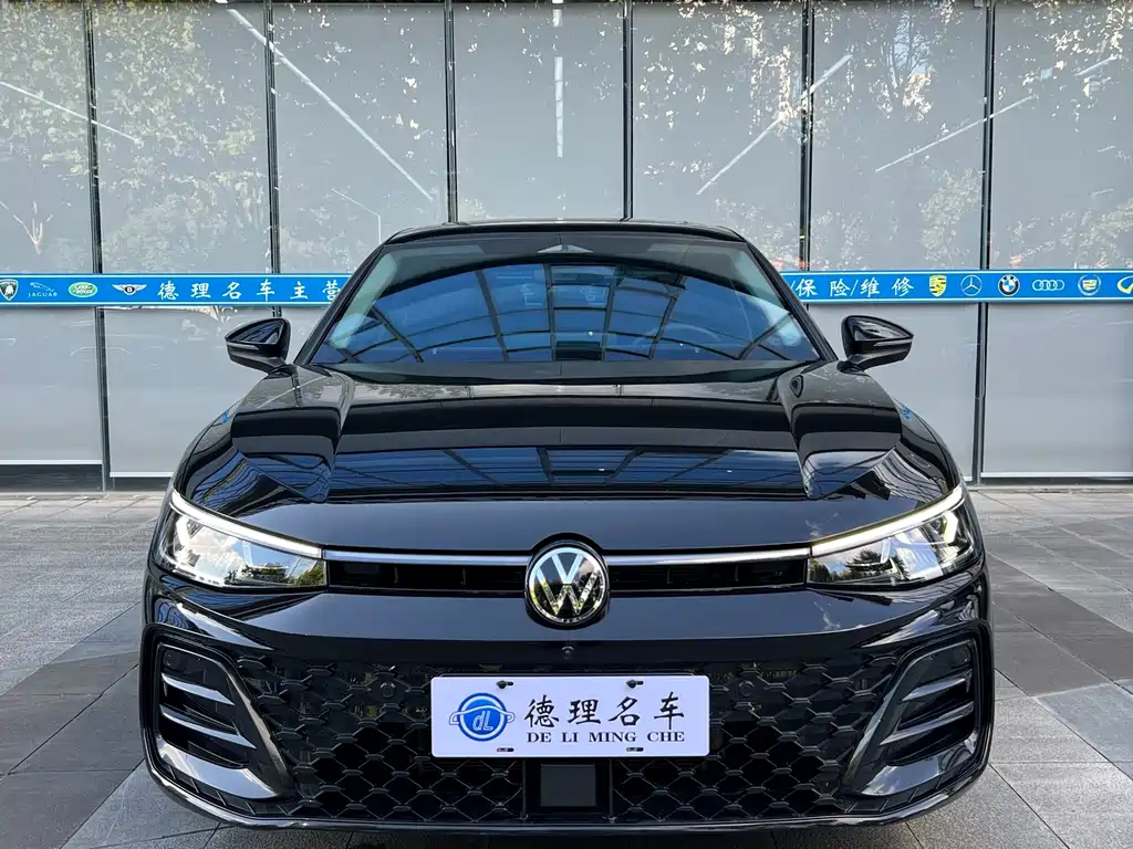 Volkswagen Passat — фото 3