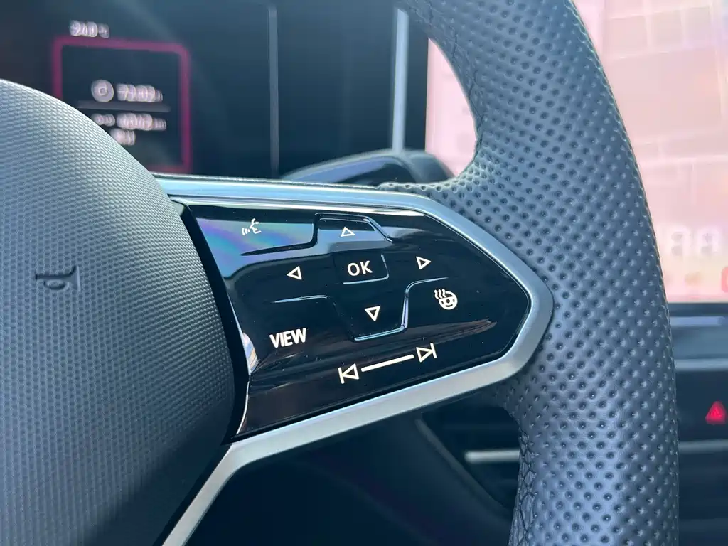 Volkswagen Passat — фото 8