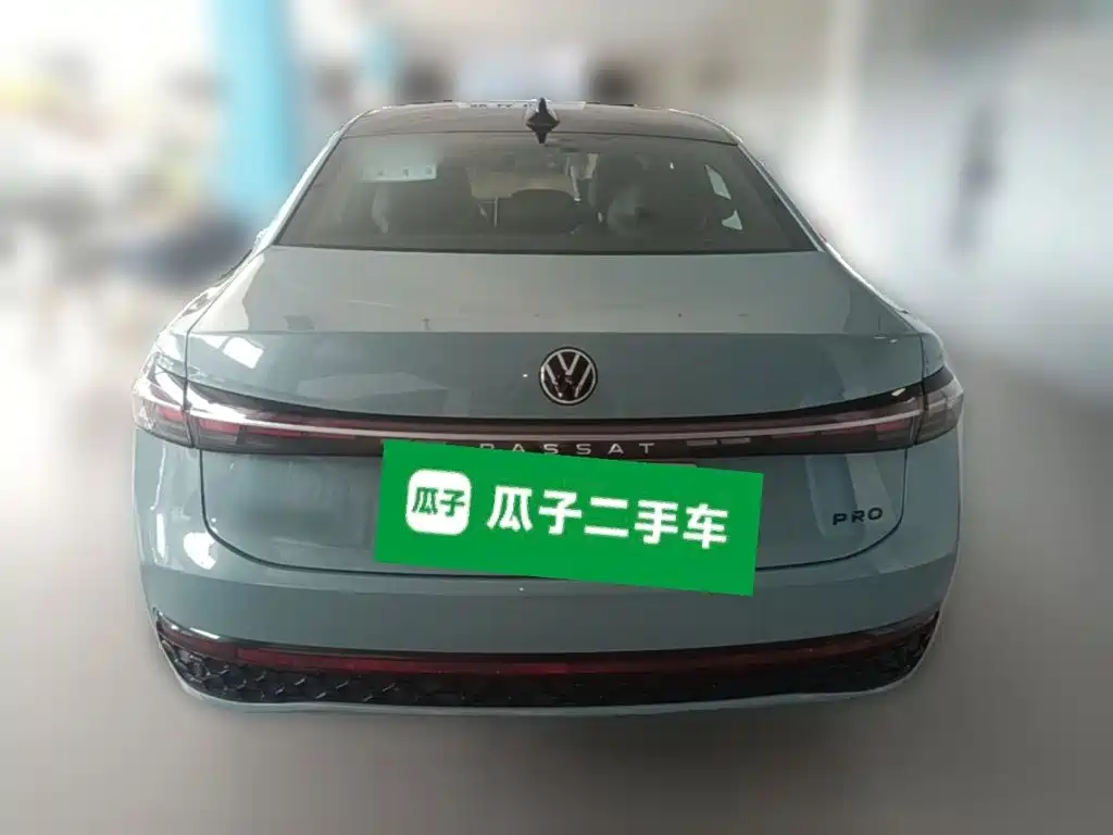 Volkswagen Passat — фото 7