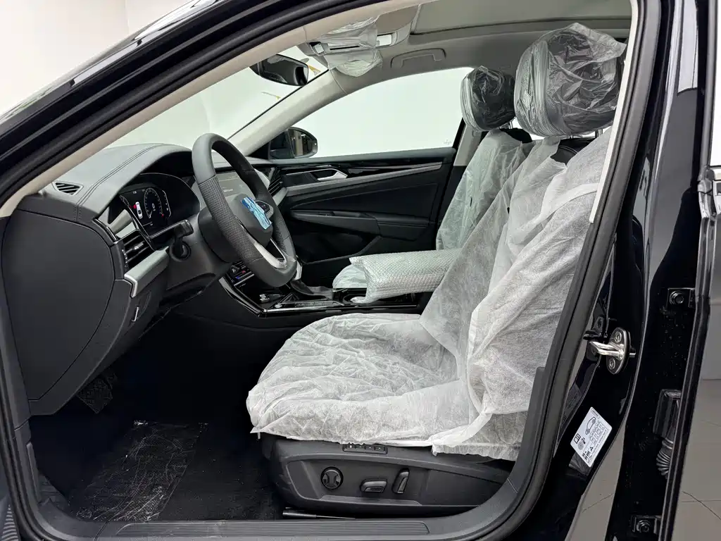 Volkswagen Passat — фото 8