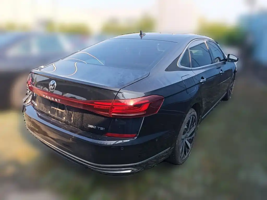 Volkswagen Passat — фото 9