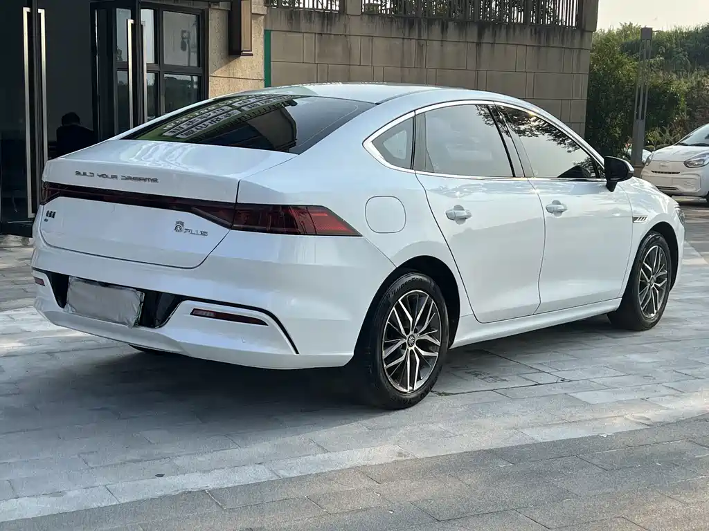 BYD Qin PLUS — фото 6