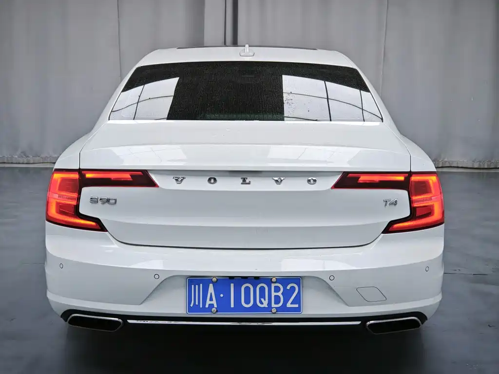 Volvo S90 — фото 5