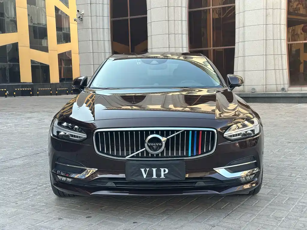 Volvo S90 — фото 2