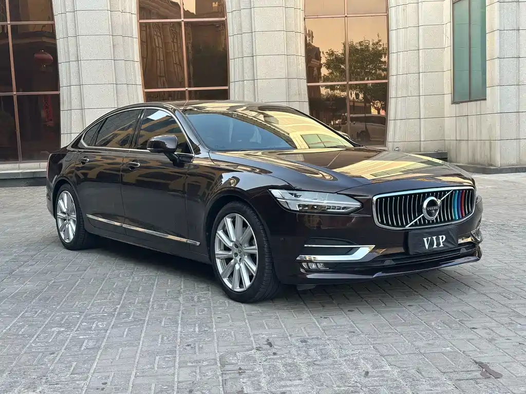 Volvo S90 — фото 3