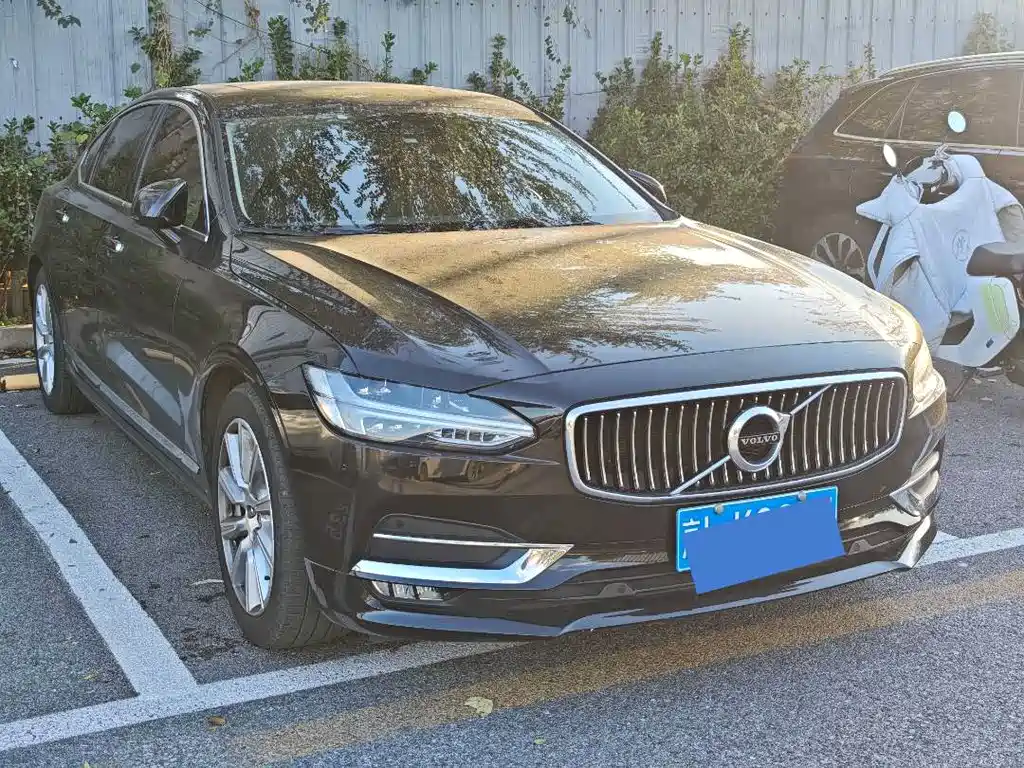 Volvo S90 — фото 3