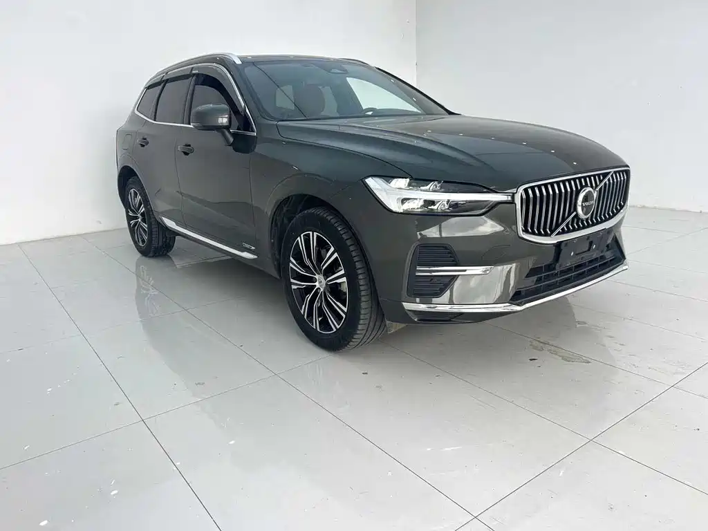 Volvo XC60 — фото 3