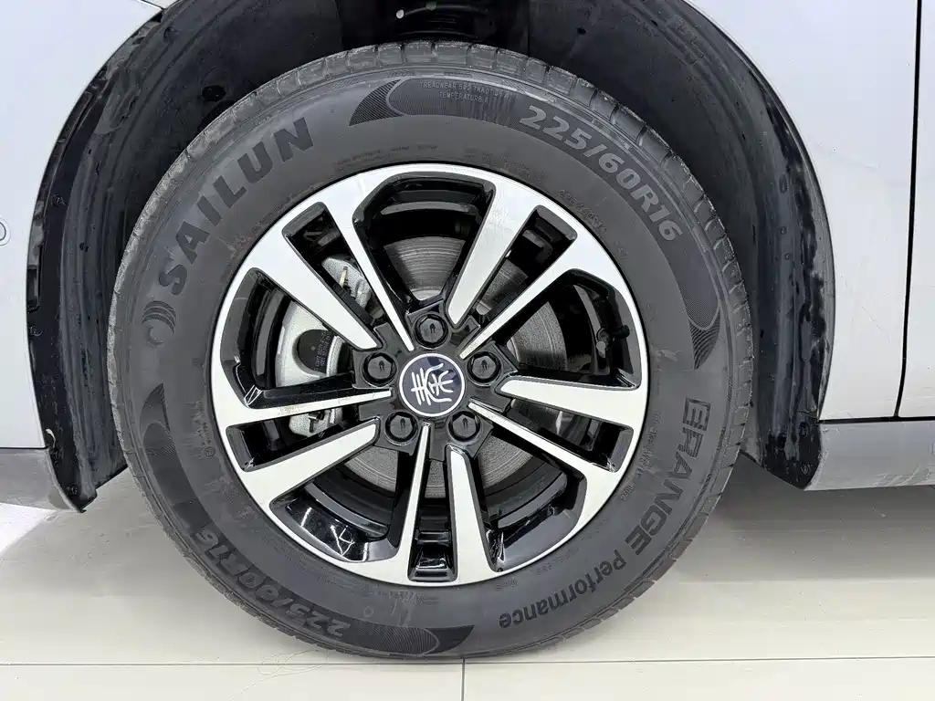 BYD Qin PLUS — фото 18