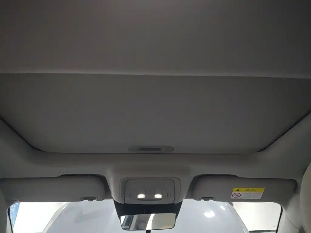 BYD Seal 05 DM-i — фото 18