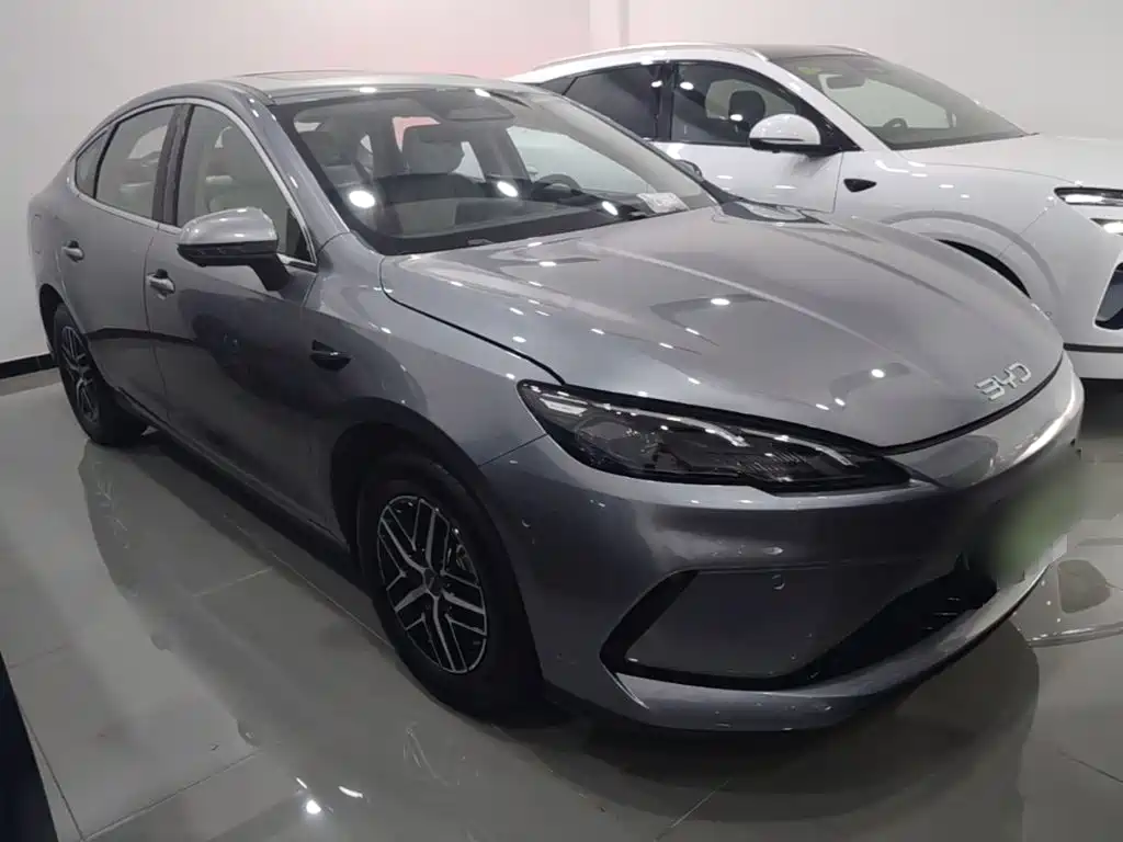 BYD Seal 05 DM-i — фото 4