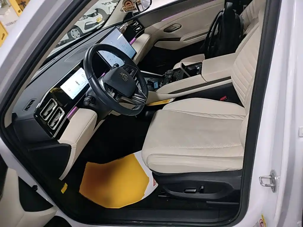BYD Qin L — фото 20