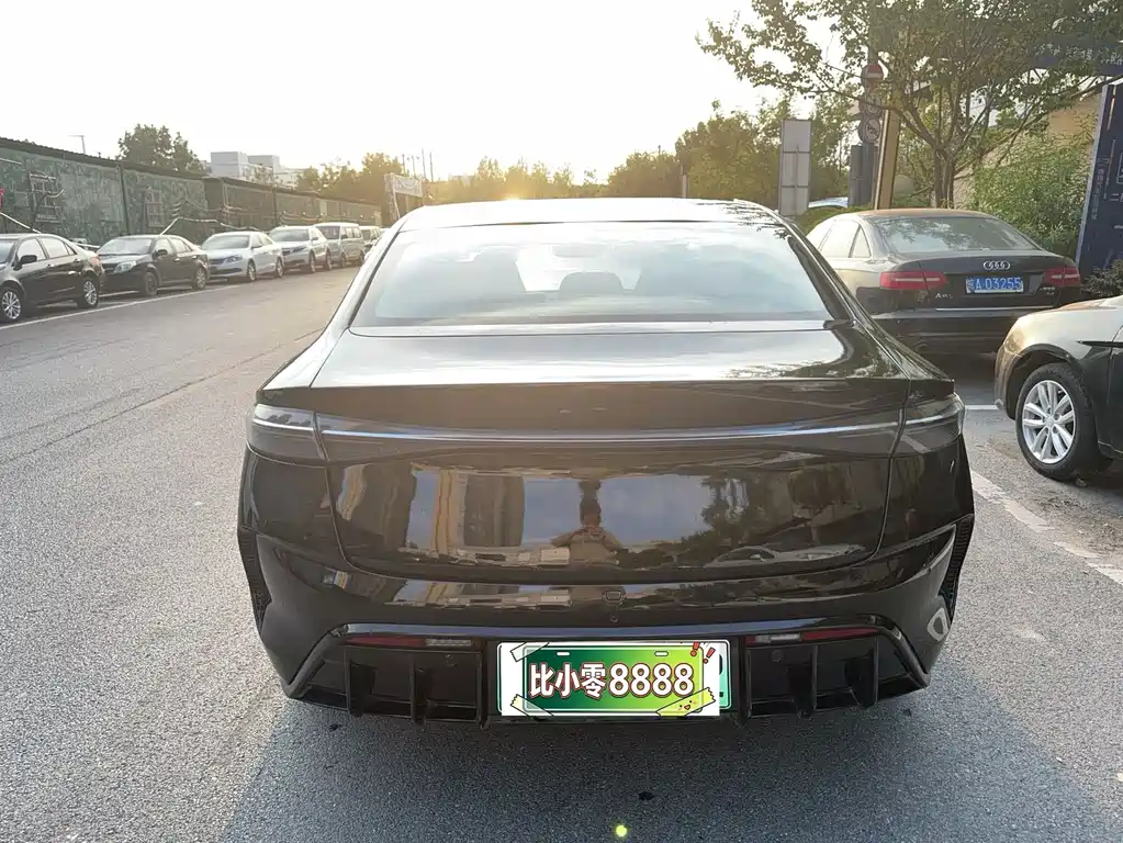 BYD Seal — фото 10