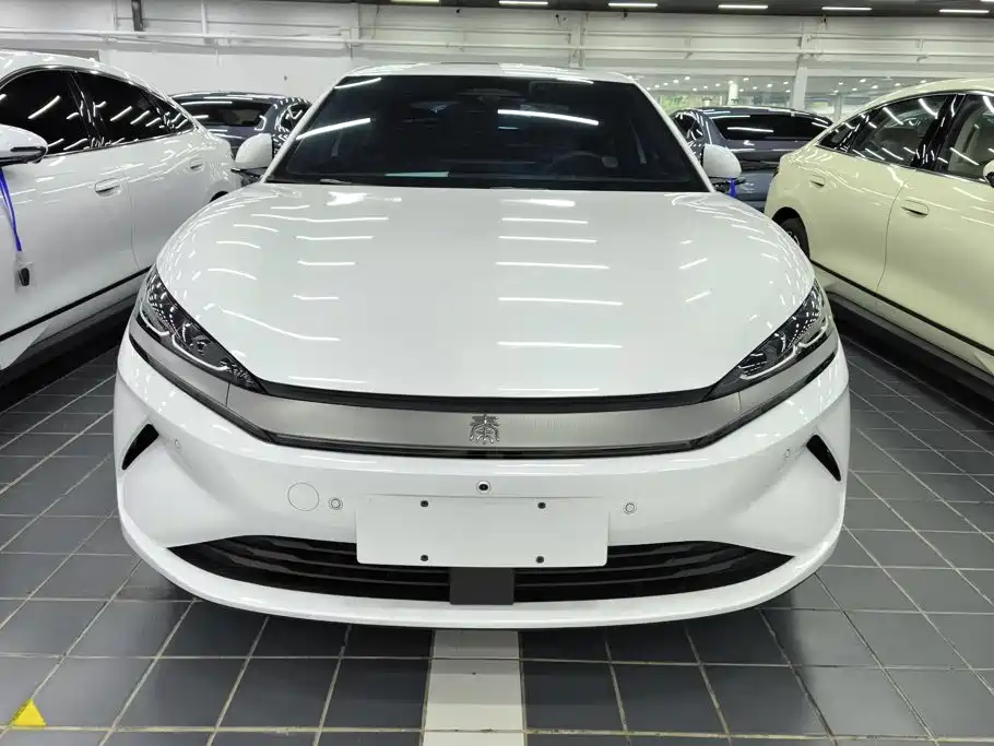 BYD Qin L — фото 2