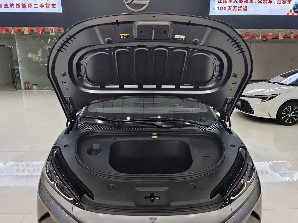 BYD Qin L — фото 13