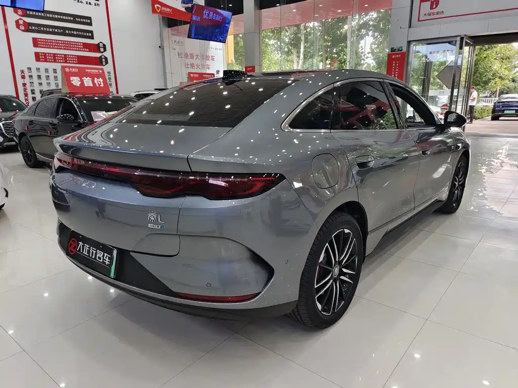 BYD Qin L — фото 6