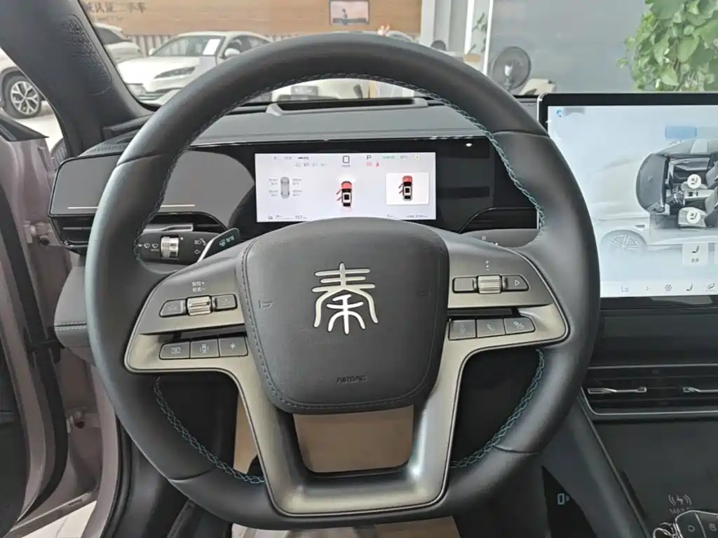 BYD Qin L — фото 11