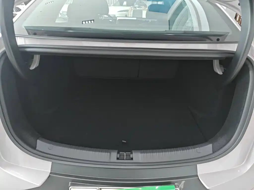 BYD Qin L — фото 19