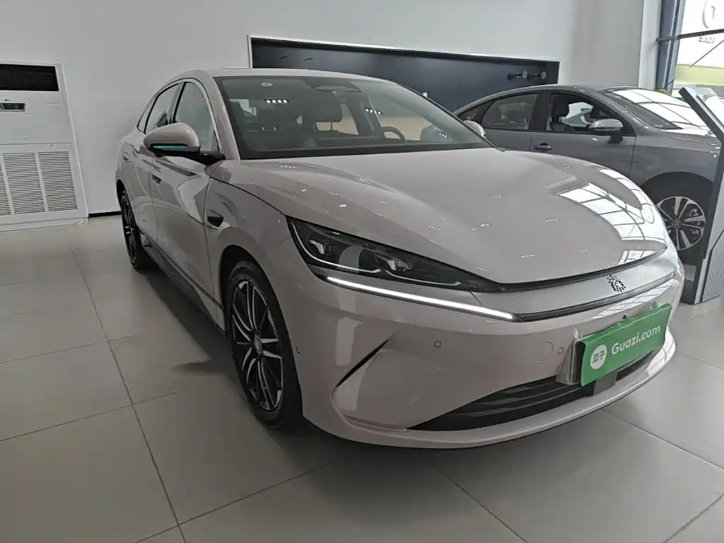 BYD Qin L — фото 4
