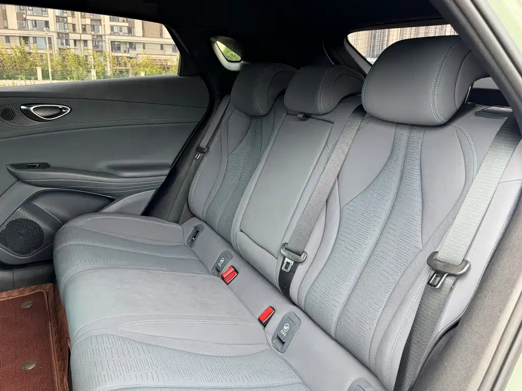 BYD Seal 06GT — фото 8