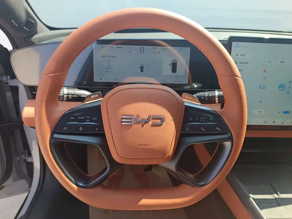 BYD Seal — фото 9