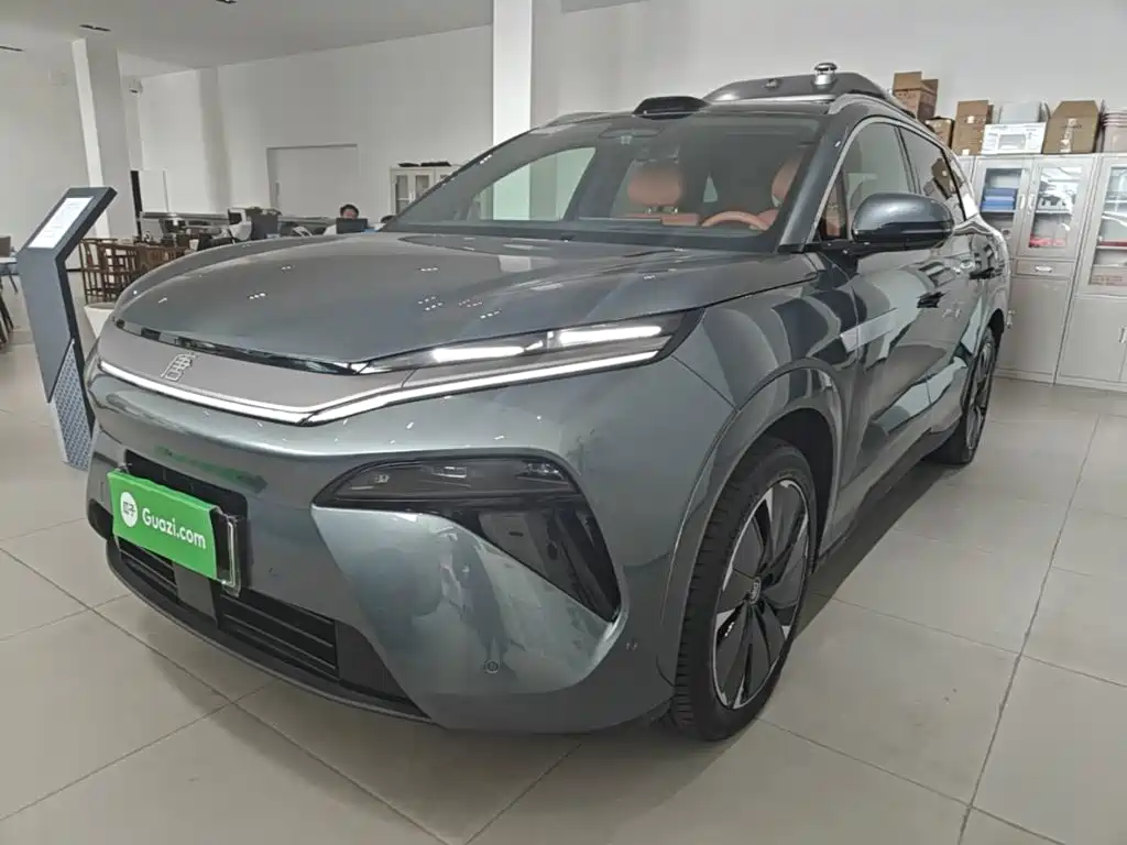BYD Tang L — фото 2