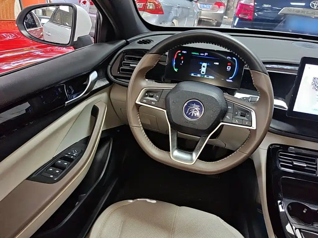 BYD Qin PLUS — фото 11