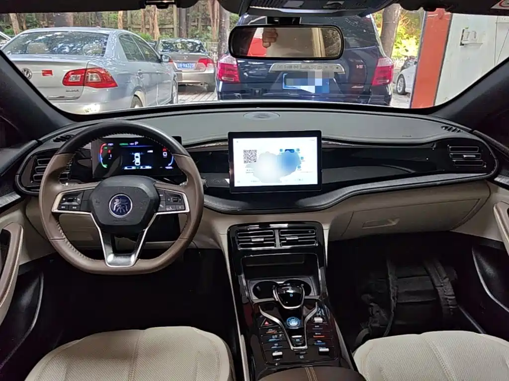 BYD Qin PLUS — фото 10