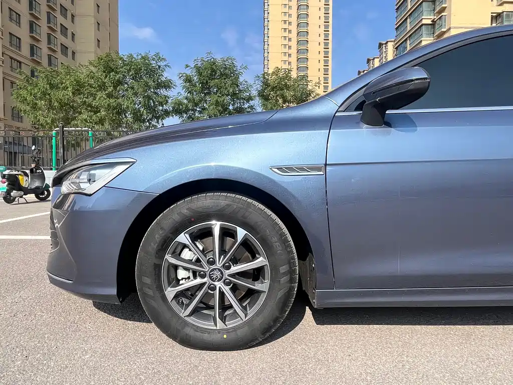 BYD Qin PLUS — фото 11
