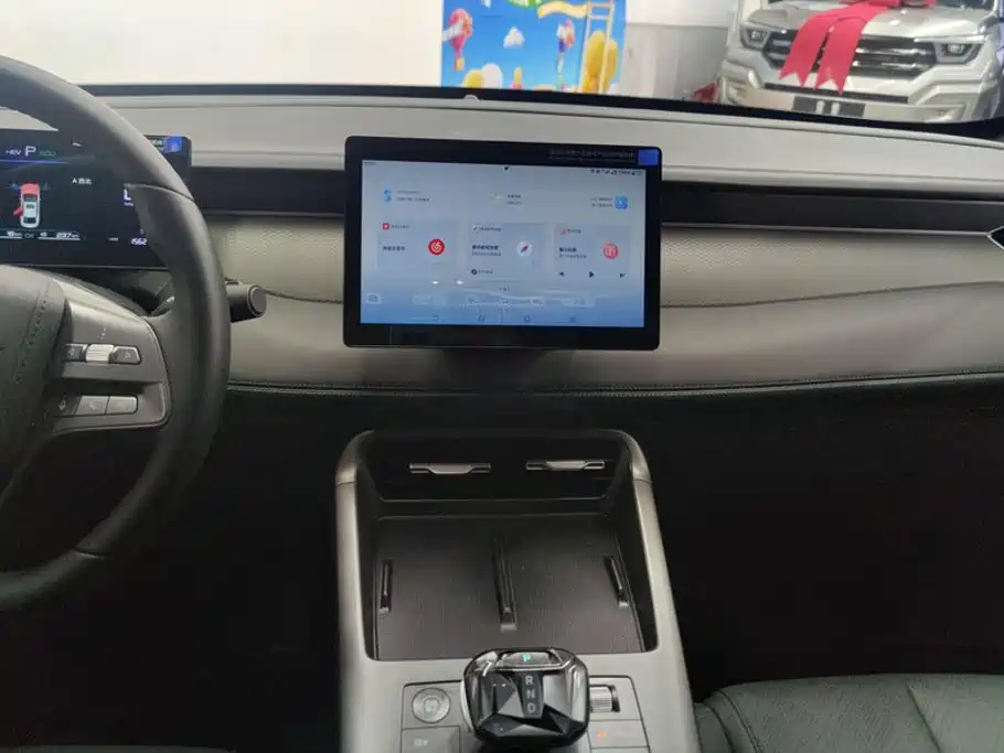 BYD Qin PLUS — фото 13