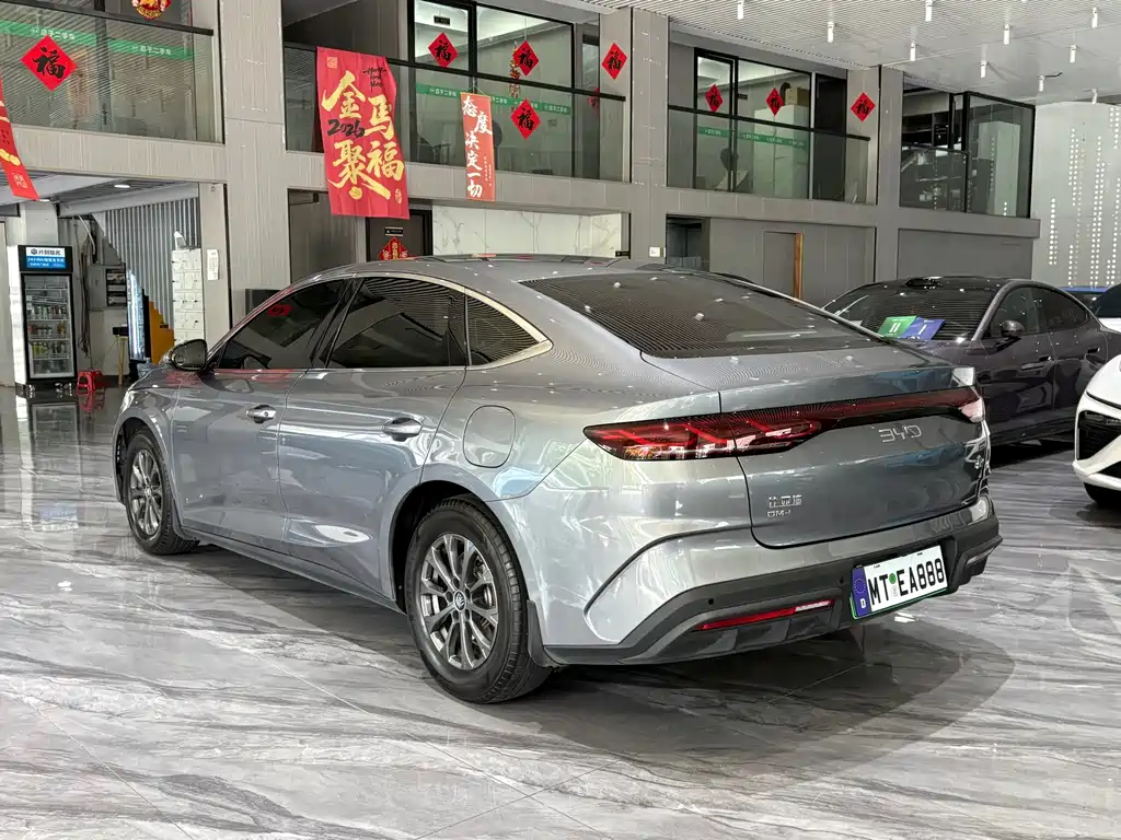 BYD Qin L — фото 31