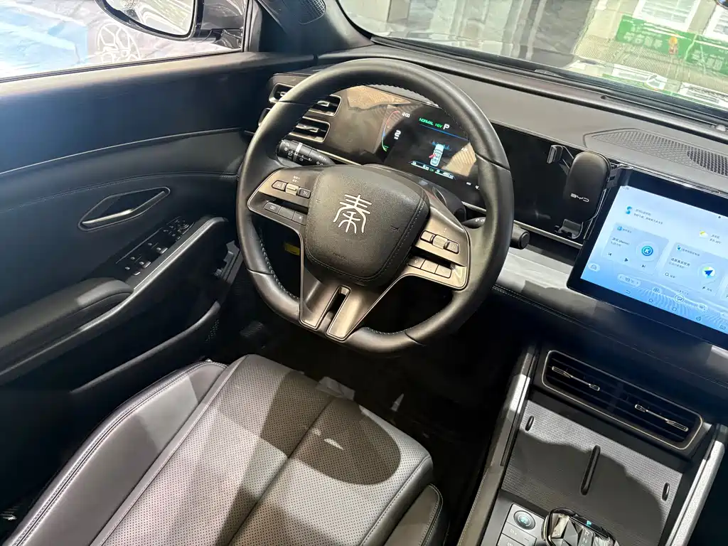 BYD Qin L — фото 9