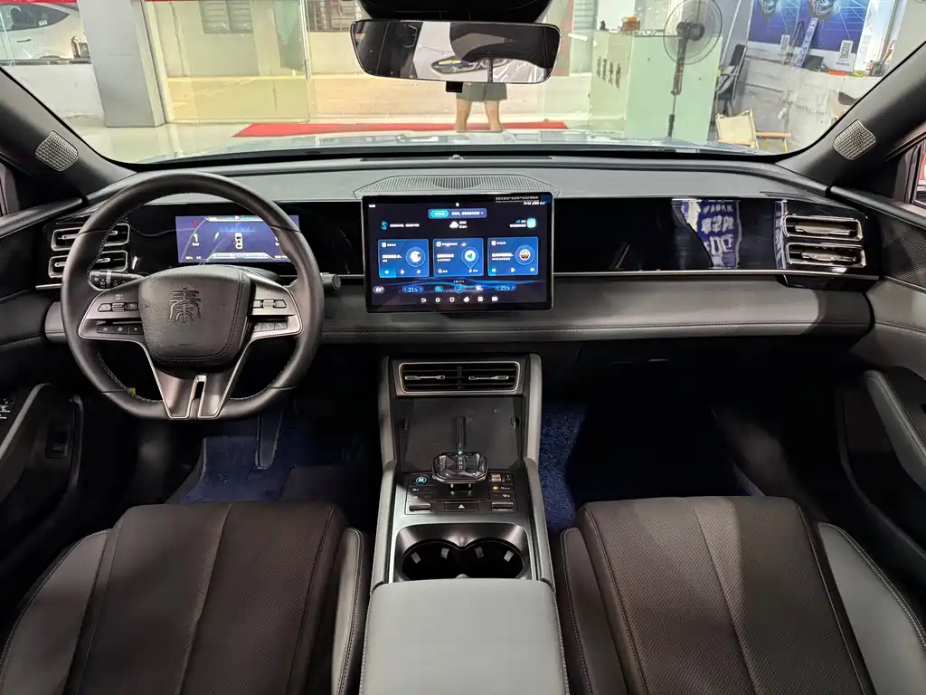 BYD Qin L — фото 15