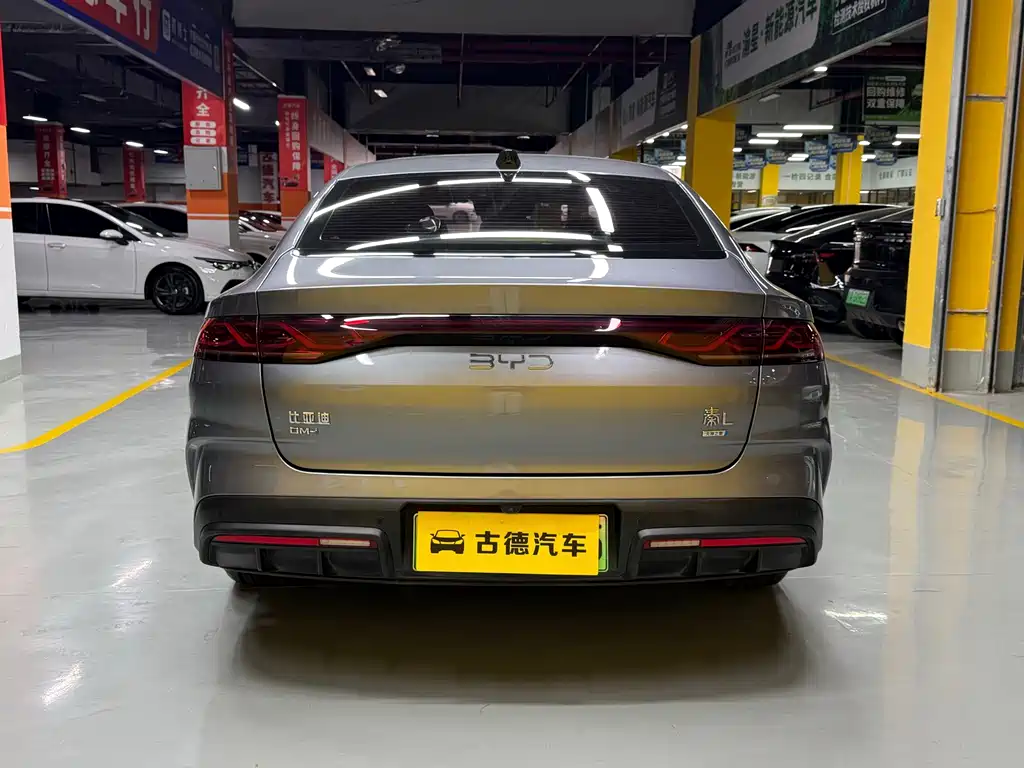 BYD Qin L — фото 6