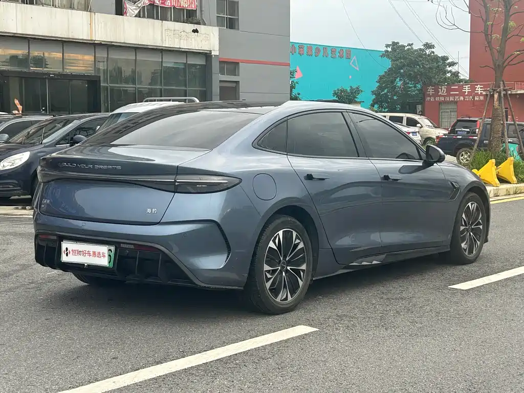 BYD Seal — фото 6