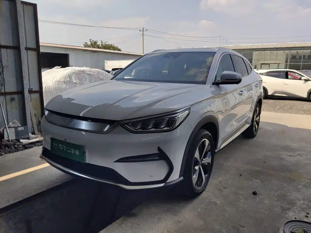 BYD PLUS New Energy — фото 2