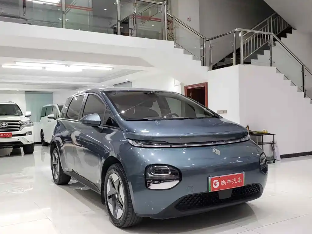 Baojun Yunduo — фото 3