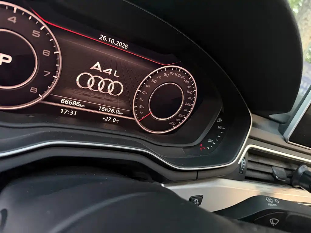 Audi A4L — фото 3