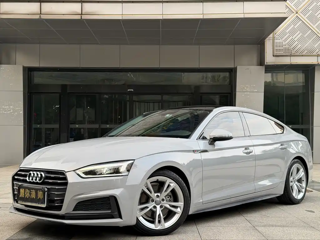 Audi A5 (Import) — фото 1
