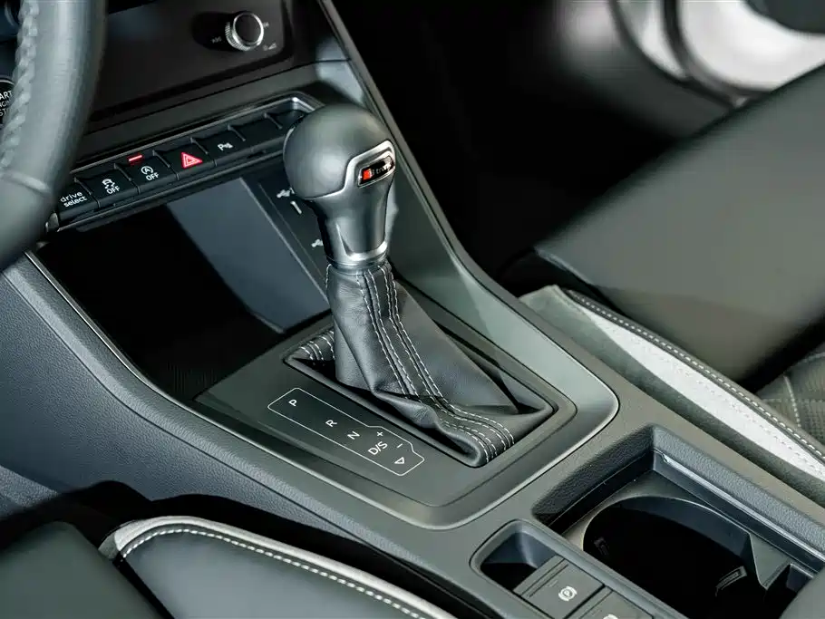 Audi Q3 Sportback — фото 11