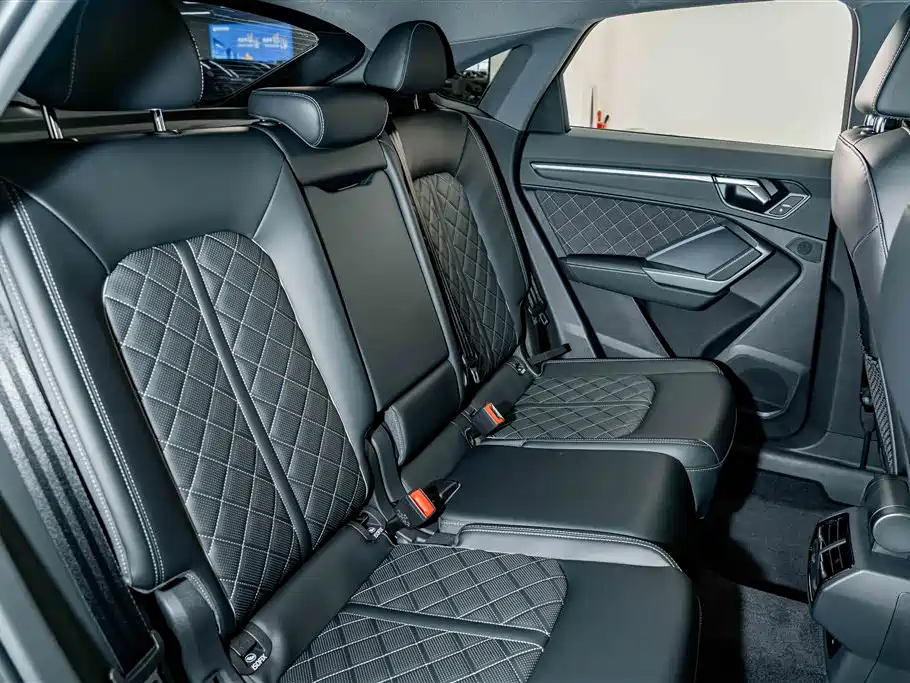 Audi Q3 Sportback — фото 22