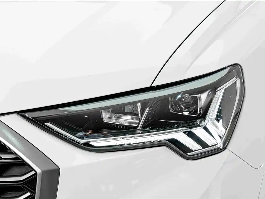 Audi Q3 Sportback — фото 4