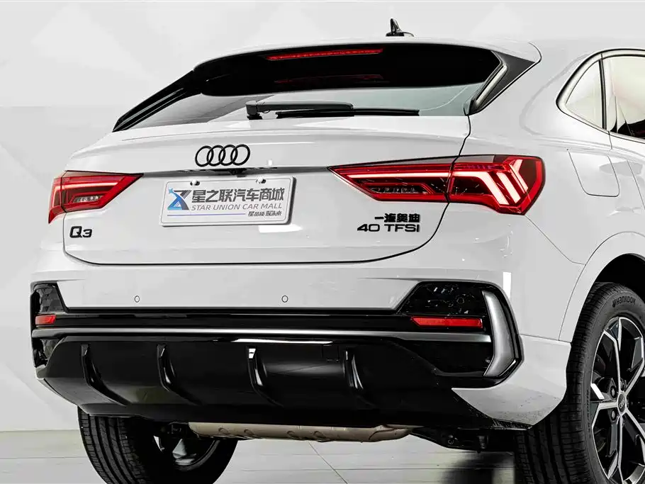 Audi Q3 Sportback — фото 7