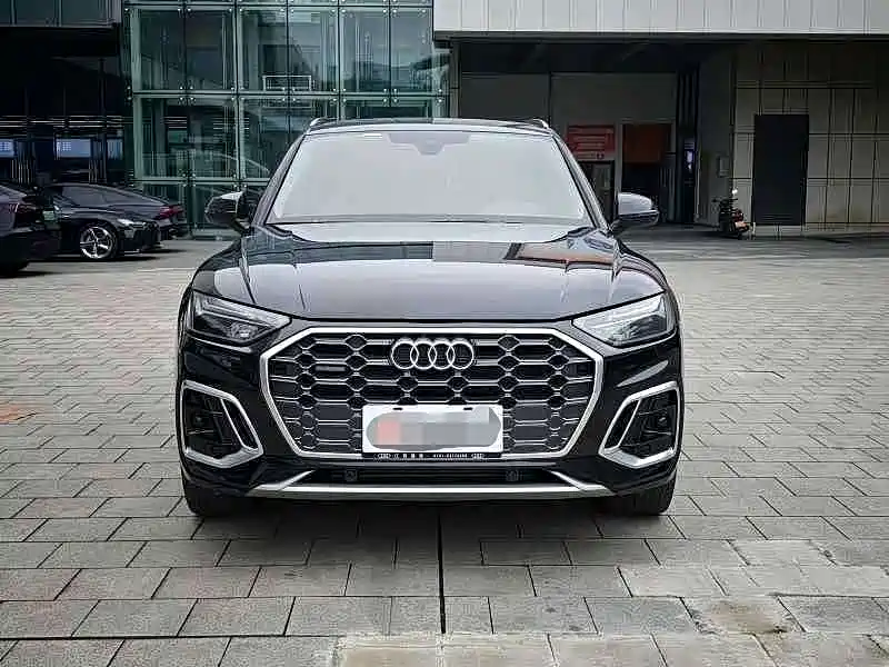 Audi Q5L — фото 2
