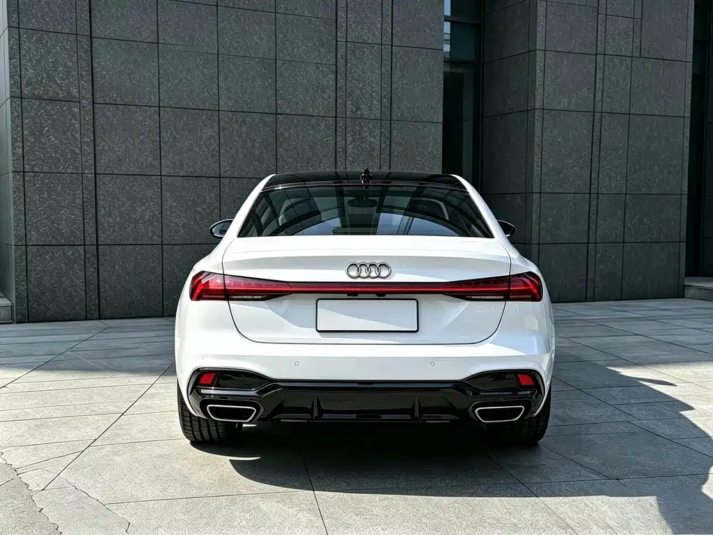 Audi A5L — фото 15