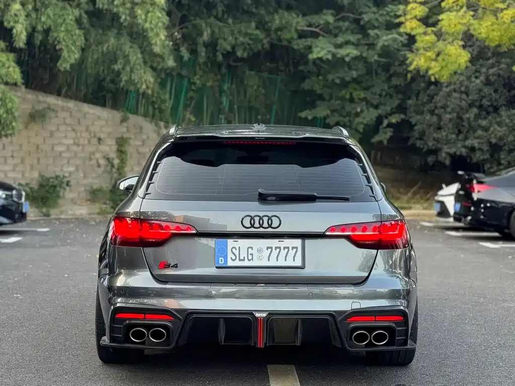 Audi S4 — фото 5