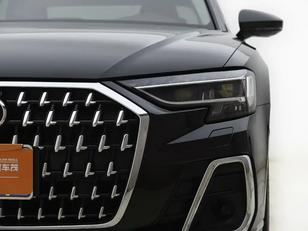 Audi A8 — фото 6