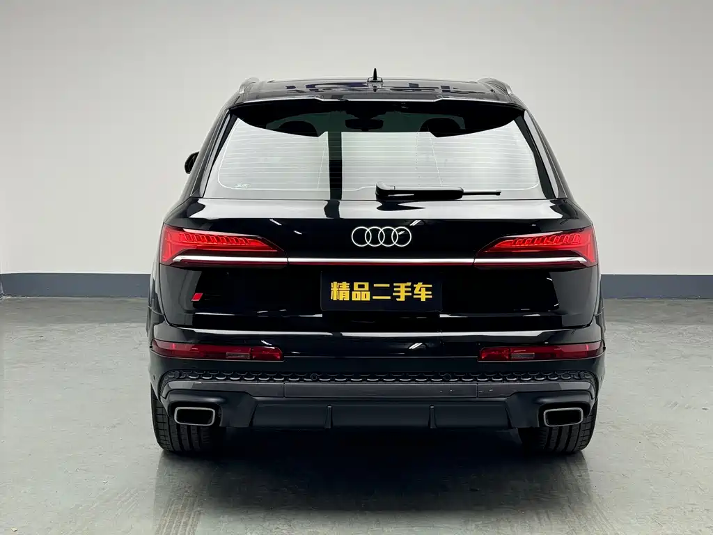 Audi Q7 — фото 7