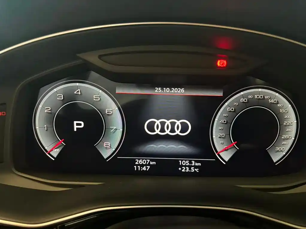 Audi Q7 — фото 7